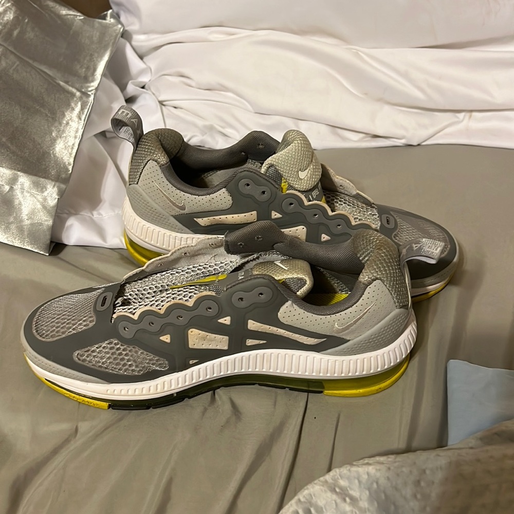 Grey, white, and yellow Nike air maxes, size- 8.5